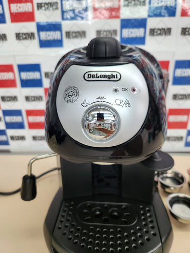 De'longhi EC201.CD.B - Cafetera de bomba tradicional (15 bar de presión, 2 tazas, café molido o filtros monodosis) negro